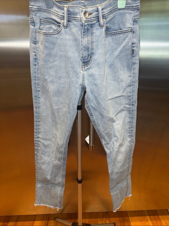 BDG Denim - Urban Outfitters BDG Light Wash Women’s Skinny Jeans - Classic Light Blue Denim